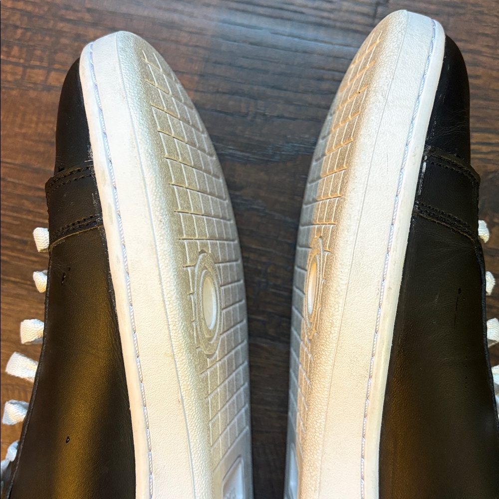 Lacoste Men's Carnaby Leather Sneakers - Picture 7 of 8